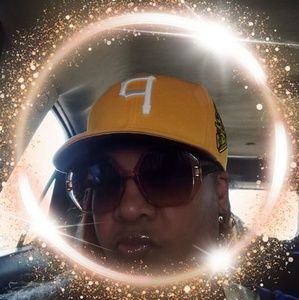 Meet your Posher, Tina